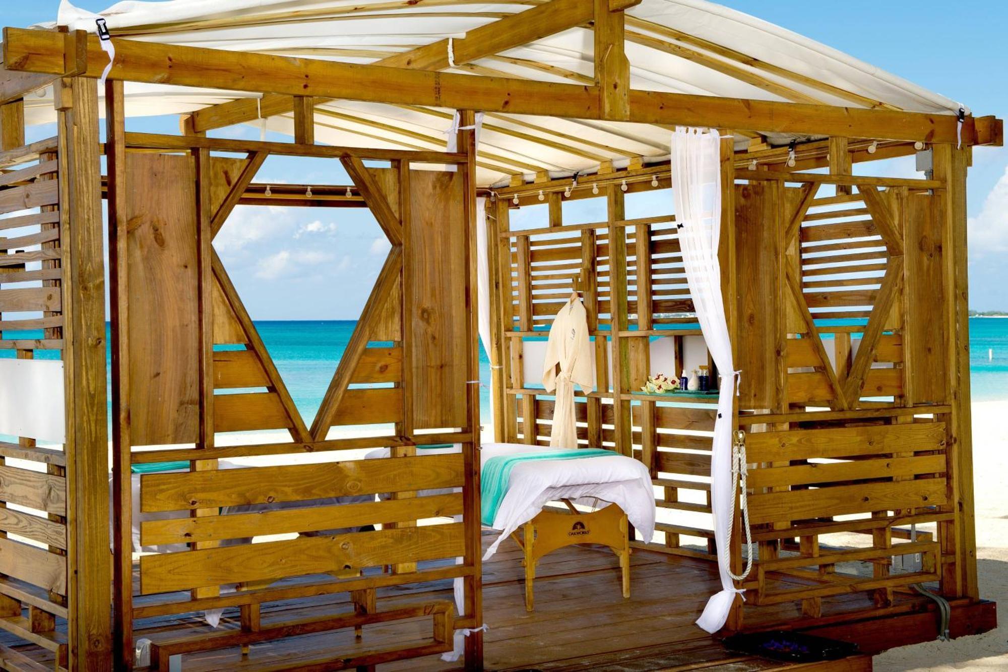 The Westin Grand Cayman Seven Mile Beach Resort & Spa West Bay Extérieur photo