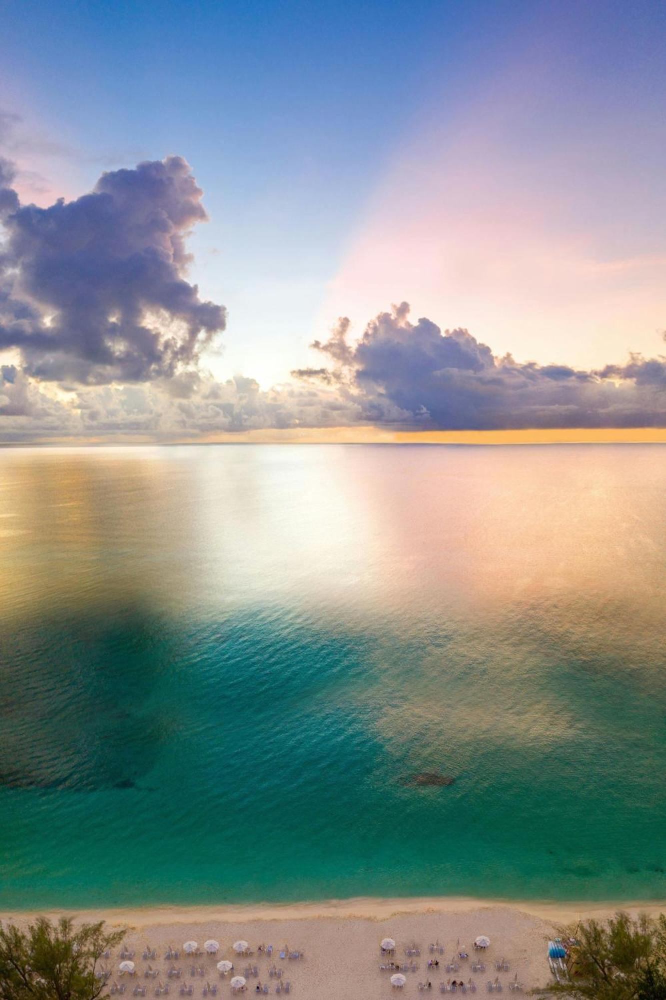 The Westin Grand Cayman Seven Mile Beach Resort & Spa West Bay Extérieur photo