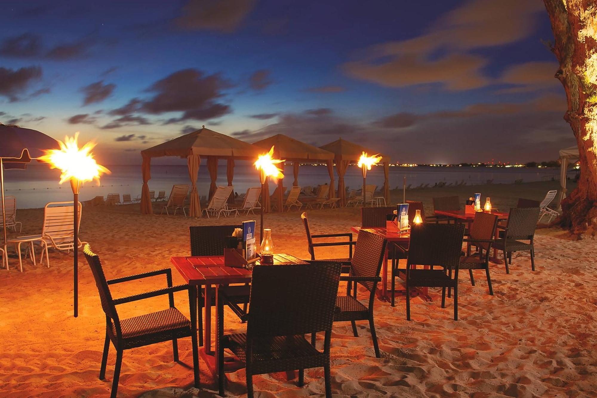 The Westin Grand Cayman Seven Mile Beach Resort & Spa West Bay Extérieur photo